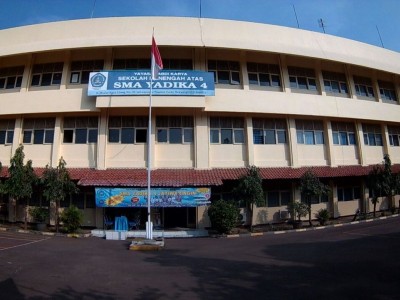 GEDUNG SMA YADIKA 4 JATIWARINGIN