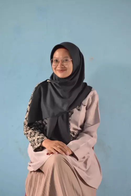 Ulfiah fitriyana, S, Pd