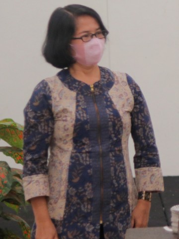 Rahni Simbolon, S.Pd